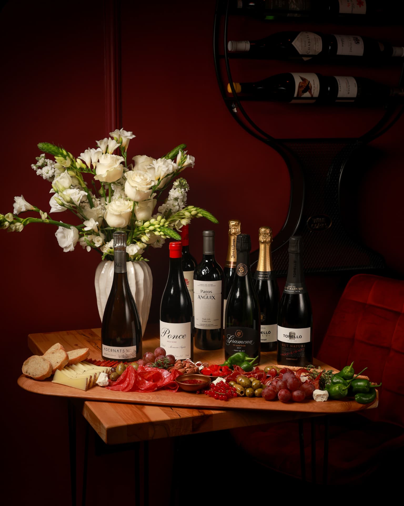 Nu trebuie să știi vin ca să vii la o degustare